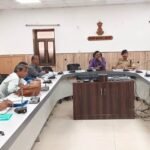 जिले में यातायात एवं सड़क सुरक्षा व्यवस्था को मजबूत और प्रभावी बनाएँ-ज़िला कलक्टर