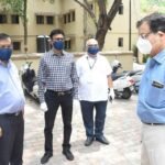 डिक्की’मार्फत सुरू असलेल्या कम्युनिटी किचनला विभागीय आयुक्तांची भेट,डॉ. मिलिंद कांबळे व सहका-यांचे केले कौतुक