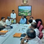 जिला स्तरीय जनसुनवाई, राजस्थान संपर्क पोर्टल एवं सतर्कता समिति में दर्ज परिवेदनाओं की समीक्षा बैठक सम्पन्न